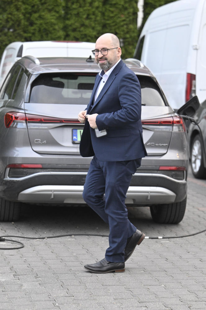 Politycy PiS jadą na wyjazdowe posiedzenie klubu