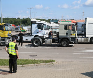Tragicznie zmarłego kierowcę pożegnał sznur ciężarówek. Pogrzeb Roberta S.