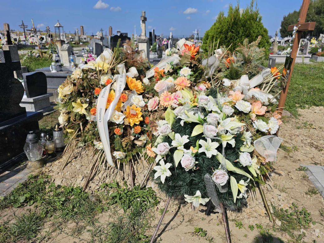 Nienadówka. Tak pożegnali Andrzeja. Został zamordowany  [GALERIA]