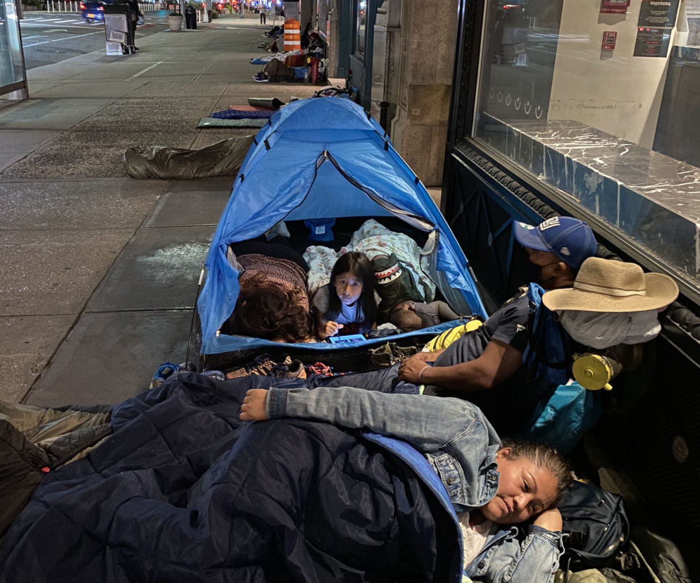 Niezbędni, ale wykluczeni protestują na Manhattanie