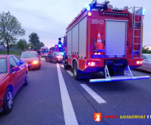 Tragiczny wypadek na trasie Kraków-Olkusz. Ciężarówka śmiertelnie potrąciła pieszego