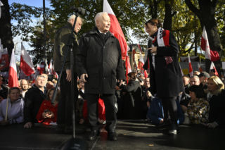 Decyzja sędziego ws. Piotra uradowała Jarosława Kaczyńskiego. To pierwszy krok?