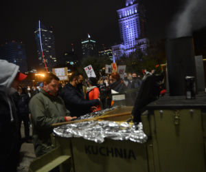 Protest kobiet w centrum Warszawy