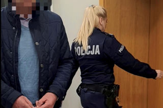 Spaliła kwasem ucho Julii. Rodzina broni wyrodnej matki, która latami torturowała 10-latkę