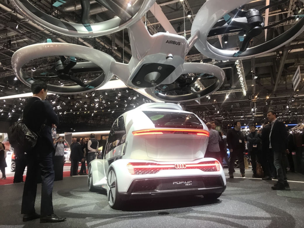"Samochodo-dron" Pop.Up Next od Audi