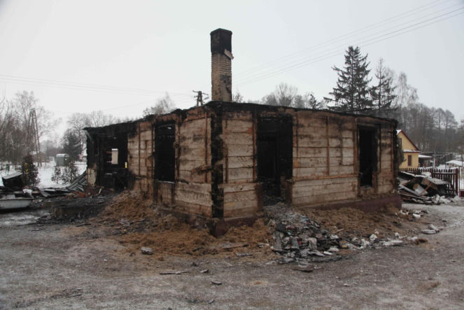 Ratowała sąsiadów z pożaru, osierociła synka. Tragedia na Mazowszu