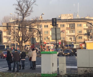 Groźna kolizja na rondzie Matecznego [ZDJĘCIA]