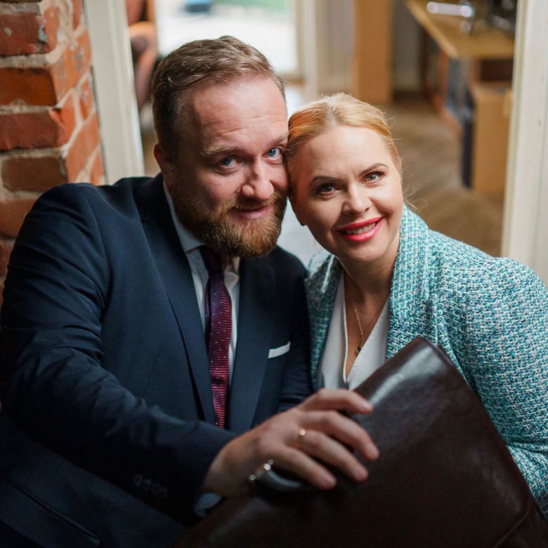 Przyjaciółki 19 sezon odc. 229. Paweł (Bartek Kasprzykowski), Anka (Magdalena Stużyńska)