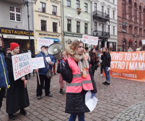 Toruń miał swoją manifestację feministyczną. Zobacz jak wyglądała