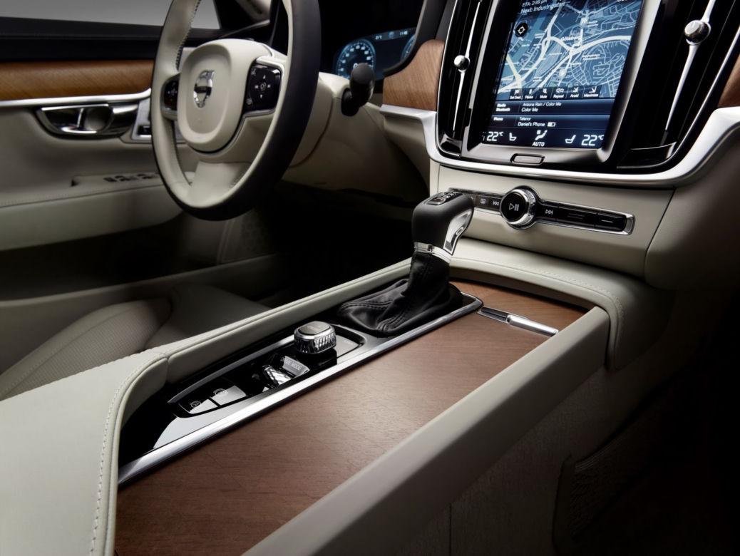 Volvo S90