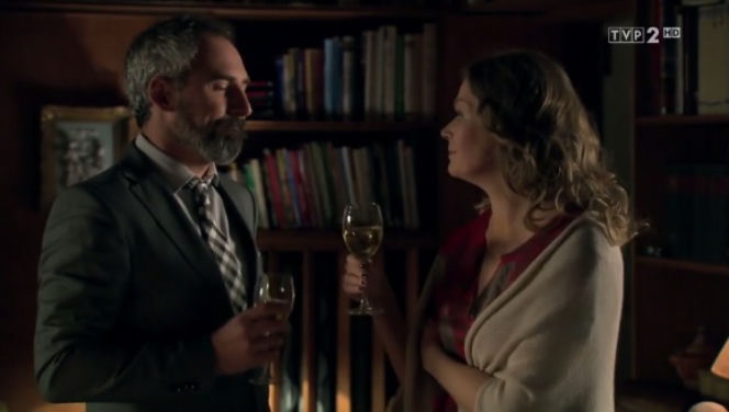	M jak miłość odc. 1140. Anna (Tamara Arciuch), Adam Werner (Jacek Kopczyński)