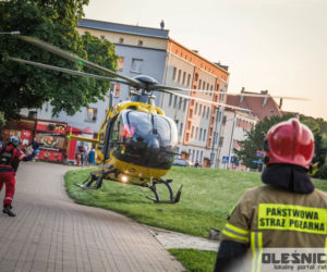 Dziecko wpadło pod samochód w Oleśnicy
