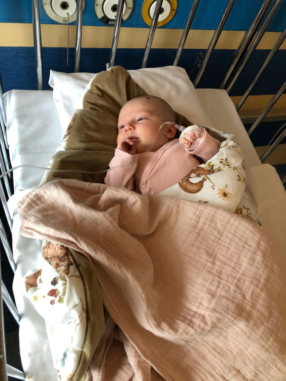 Śmiertelna choroba wykańcza dwumiesięczną Gabrysię. Pomóc może najdroższy lek świata