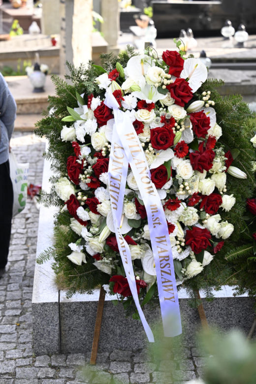 Grób Andrzeja Olechowskiego