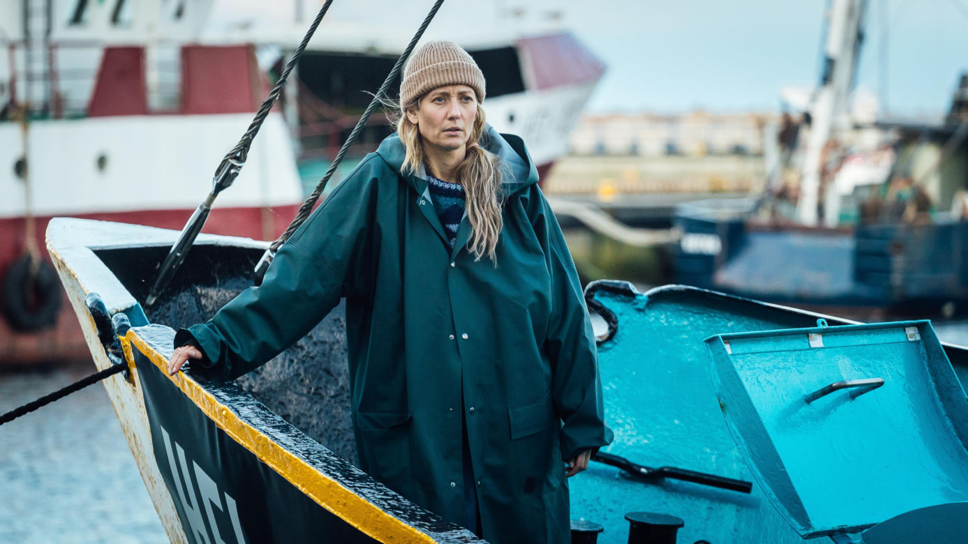 Bartosz Gelner, czyli serialowy Franz z "Zatoki szpiegów", w nowym serialu HBO Max. O czym opowiada "Scheda"?