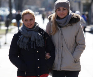 Przyjaciółki 5 sezon odc. 59. Anka (Magdalena Stużyńska), Inga (Małgorzata Socha)