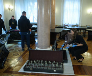 Demontaż okrągłego stołu w Pałacu Prezydenckim