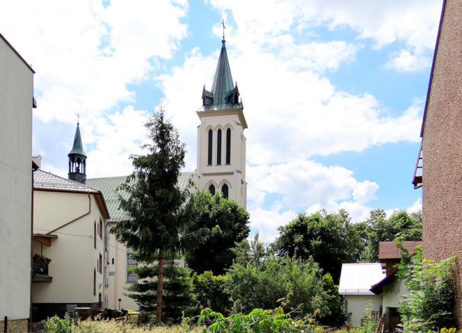 To miasto w Małopolsce zachwyca jednym z najpiękniejszych rynków. Dopiero w PRL-u odzyskało swoje prawa