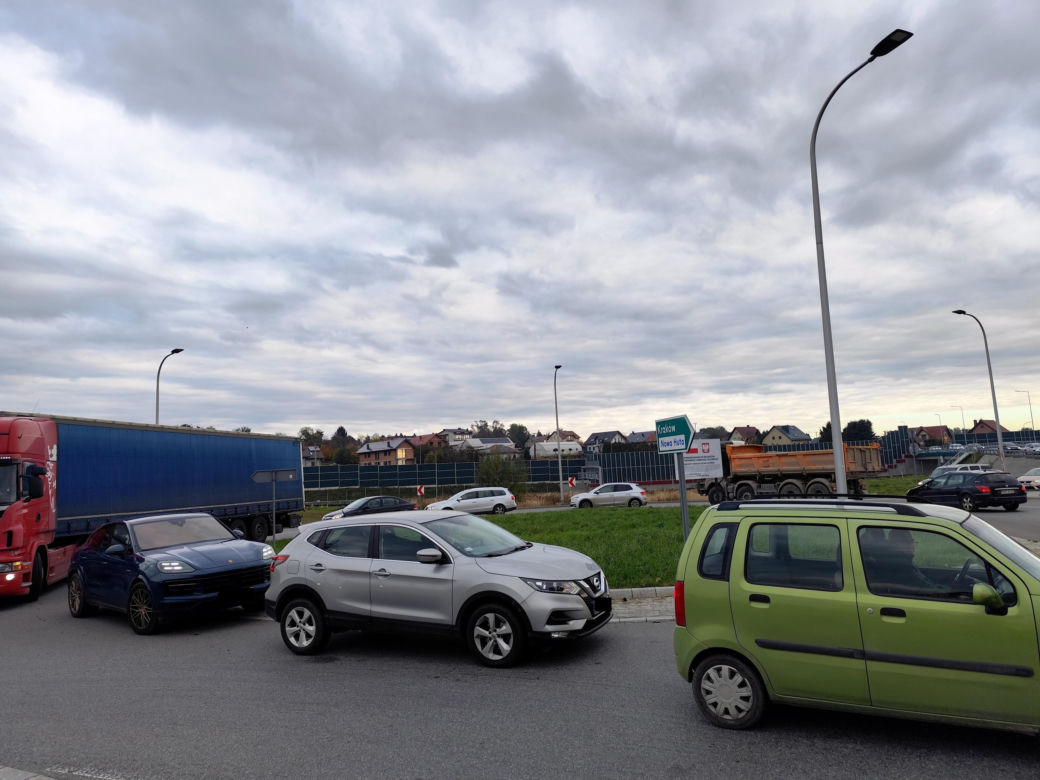 Kraków stanął w korkach. Drogi dojazdowe zablokowane