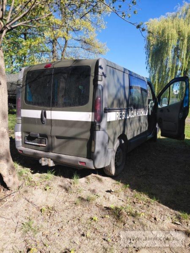 Samochód ogólnego przeznaczenia małej ładowności OPEL VIVARO 1,9 DTI F7BCA6