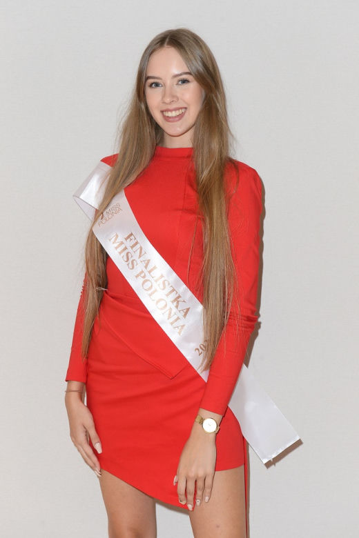 WIKTORIA SOLECKA 