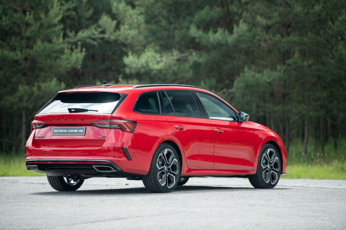 2020 Skoda Octavia Combi RS