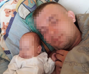 Dziewczynka wypadła z balkonu we Włocławku. Ojciec miał 1,7 promila