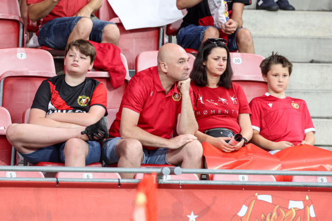 Widzew Łódź - Lech Poznań: Zdjęcia kibiców z meczu 6. kolejki PKO BP Ekstraklasy
