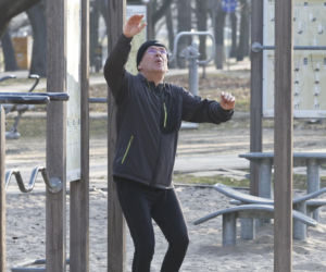 Senator Karczewski trenuje na wiosnę