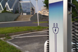 Kolejne stacje ładowania samochodów elektrycznych w Rzeszowie [ZDJĘCIA]
