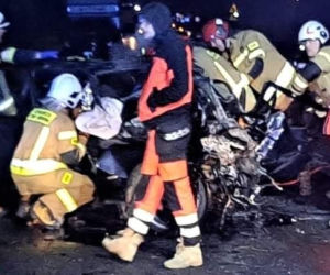 Wola Łącka. 19- i 20-latek nie żyją, dwie osoby ciężko ranne! Szokujący wypadek na DK 60 [ZDJĘCIA]