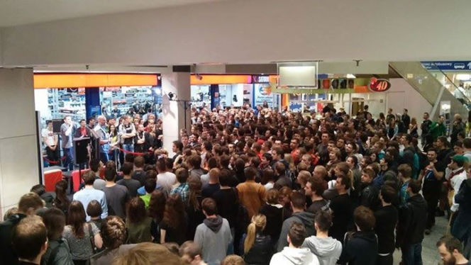 Premiera gry Wiedźmin 3: Dziki Gon. Tłumy fanów w środku nocy! [ZDJĘCIA]