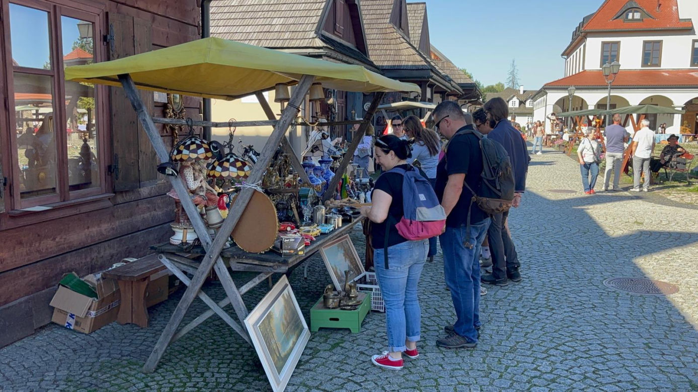 Kiermasz Staroci w Miasteczku Galicyjskim w Nowym Sączu