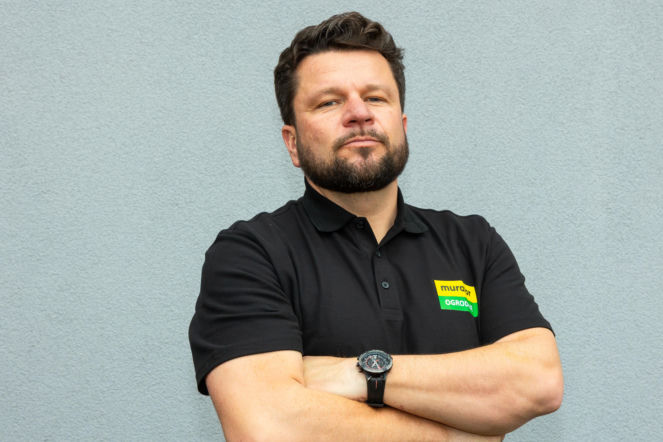 Prowadzący Murator Ogroduje