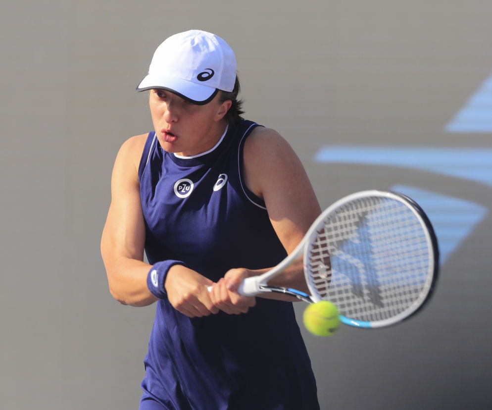 Iga Świątek - Paula Badosa O KTÓREJ GODZINIE gra Iga Świątek dzisiaj 15.11 Polka gra ostatni mecz w Masters WTA Finals KIEDY gra Świątek - Badosa GODZINA meczu dzisiaj 