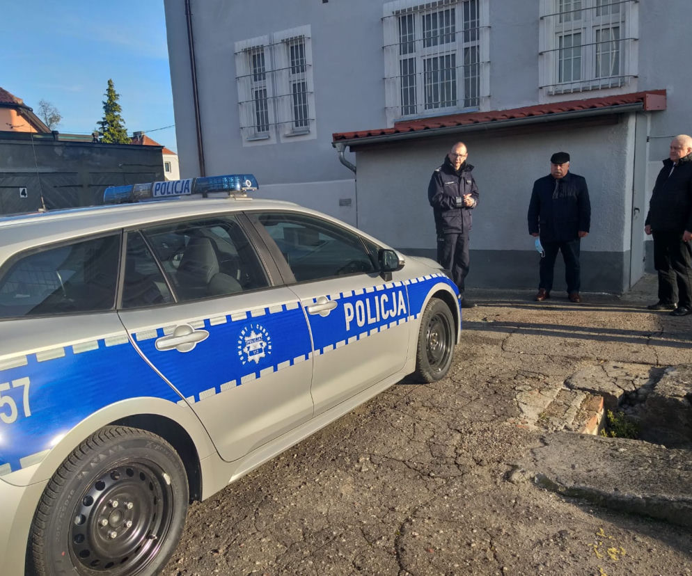 Nowy samochód dla policji w Pasłęku