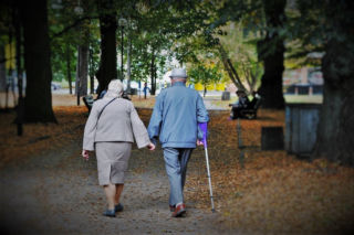 Wolontariusze w Poznaniu poszukiwani. Będą wspierać seniorów 