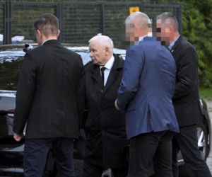 Jarosław Kaczyński w swoim domu na warszawskim Żoliborzu