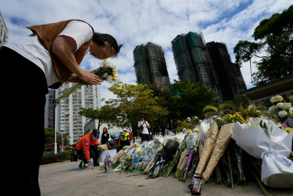 Hongkong/ Policja: zakończono przeszukiwanie pogorzeliska na osiedlu Tai Po; w pożarze zginęło 159 osób