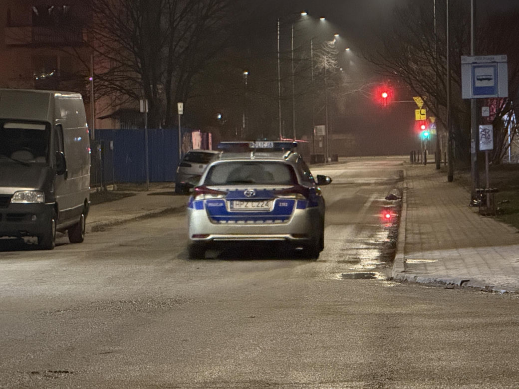 Przerażające odkrycie w przejściu podziemnym na Pradze. Znaleziono ciało 