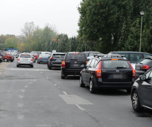 Parkingowy chaos pod szpitalem onkologicznym