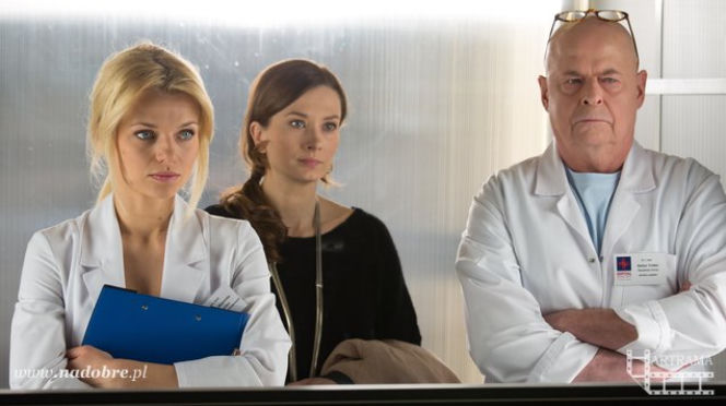Na dobre i na złe. Agata Woźnicka (Emilia Komarnicka), Lena Starska (Anita Sokołowska), Stefan Tretter (Piotr Garlicki)