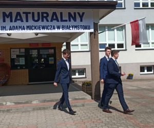 Matura 2022 matematyka: komentarze uczniów! Czy była trudna? [GALERIA]