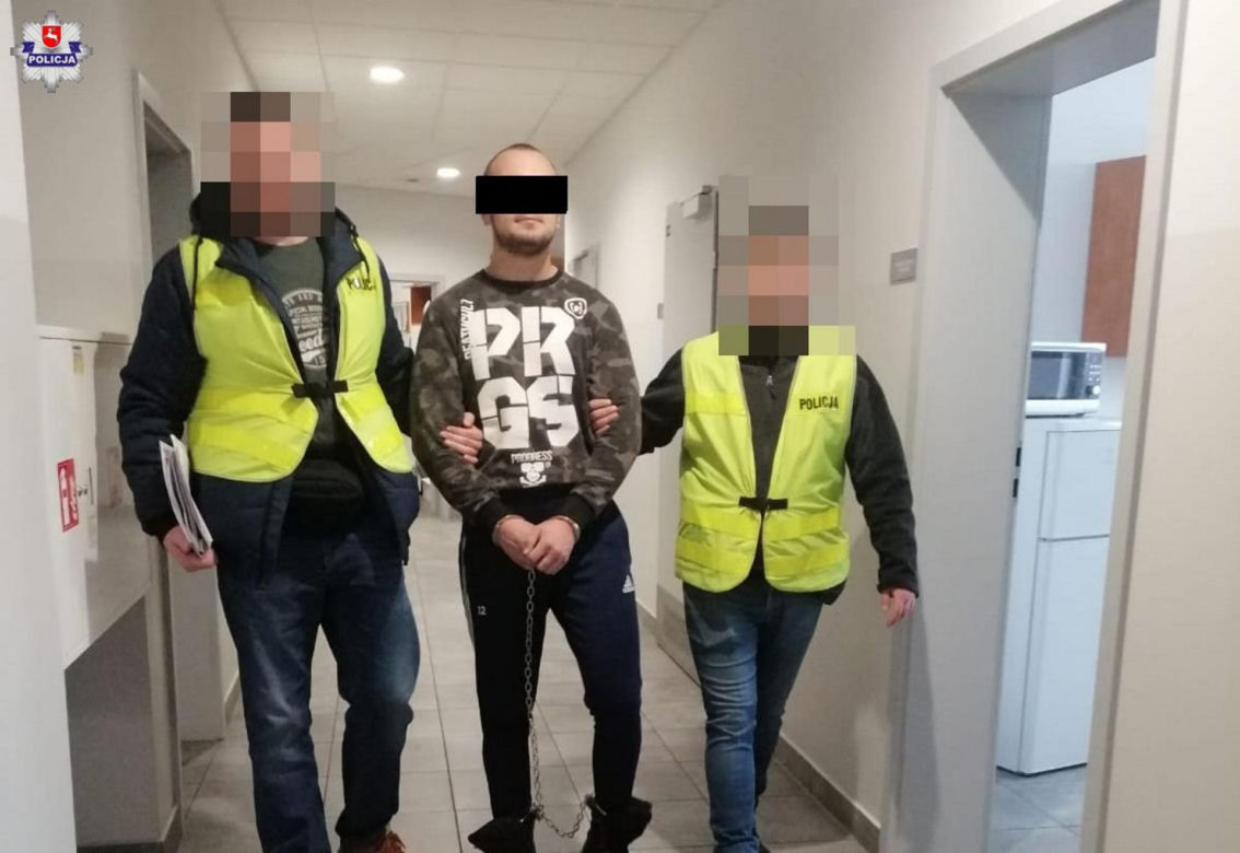 18-letni dresiarz siał grozę w galerii handlowej. Robił, co chciał. Szok!