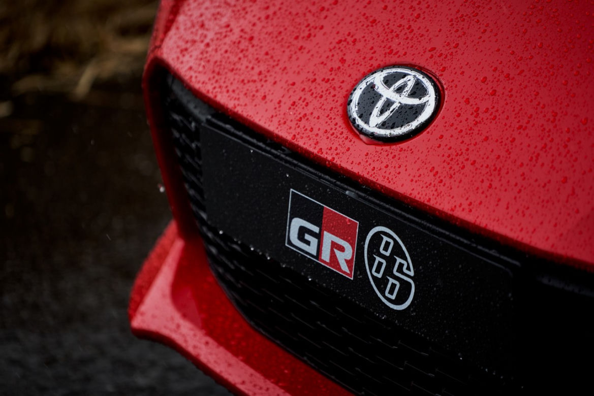 Nowa Toyota GR 86 na festiwalu prędkości w Goodwood
