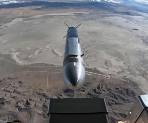 „Czarna Strzała” – mini-pocisk manewrujący – 300 tys. USD za sztukę