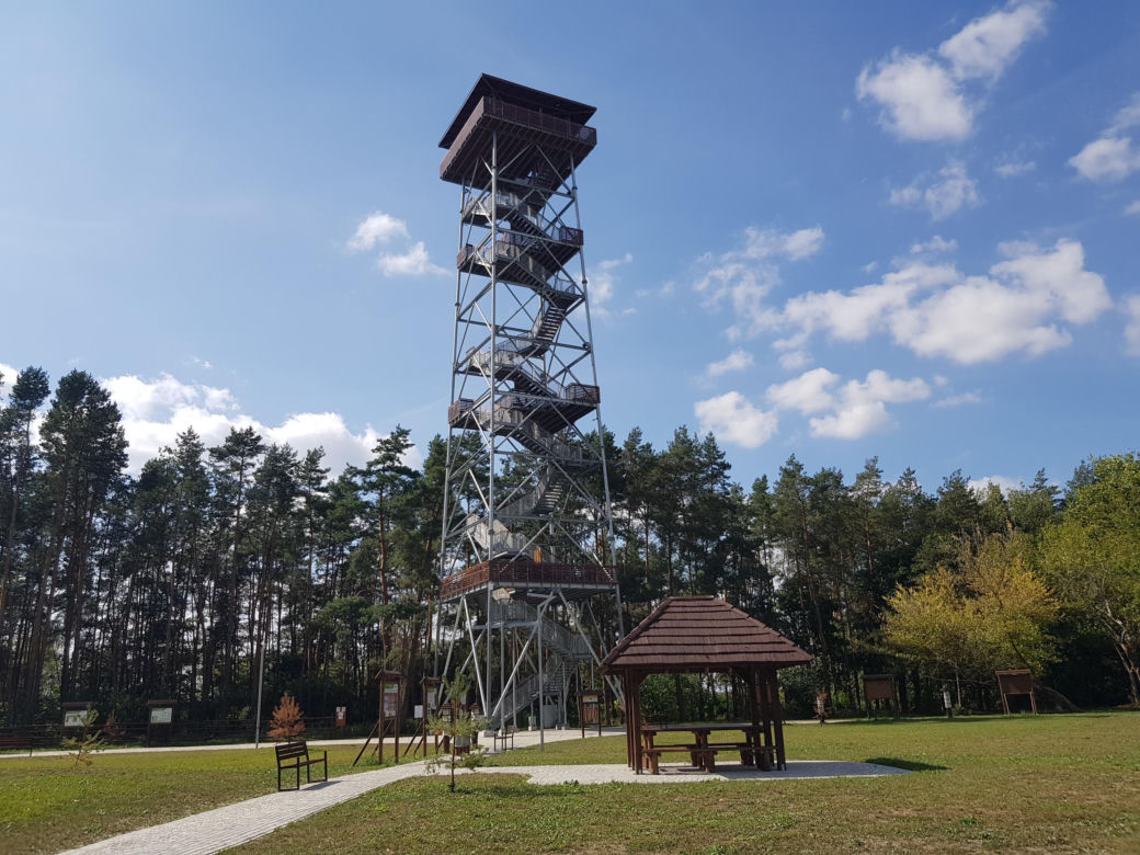 Wieża widokowa w Uhowie. To najwyższa wieża na Podlasiu [ZDJĘCIA]