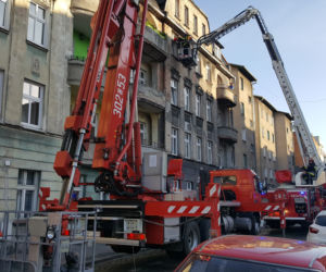 Pożar w kamienicy przy ulicy Kościuszki w Grudziądzu. Paliło się poddasze budynku