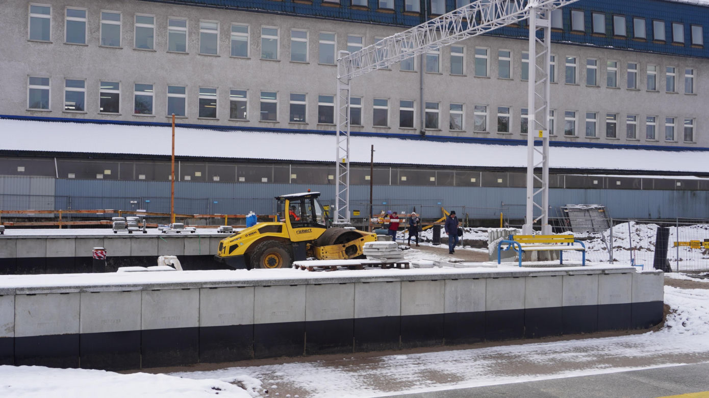 Dworzec Główny w Olsztynie rośnie w oczach. Stoi już metalowa konstrukcja budynku [ZDJĘCIA]