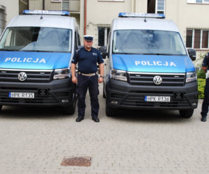 Volkswagen Crafter - policyjny Ambulans Pogotowia Ruchu Drogowego